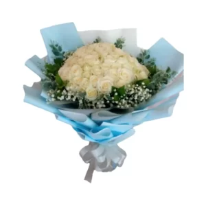 white roses bouquet