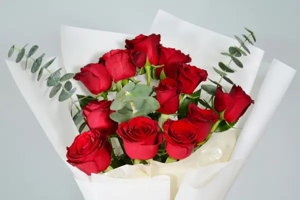 flowers-for-anniversary-red-roses bouquet