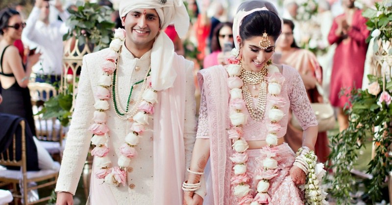 floral wedding tradition - jaimala