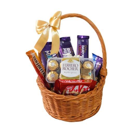 chocolate hamper Golden Indulgence